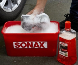 Nước rửa xe Sonax giá bao nhiêu? Địa chỉ bán nước rửa xe Sonax tại Xe Máy Nhanh